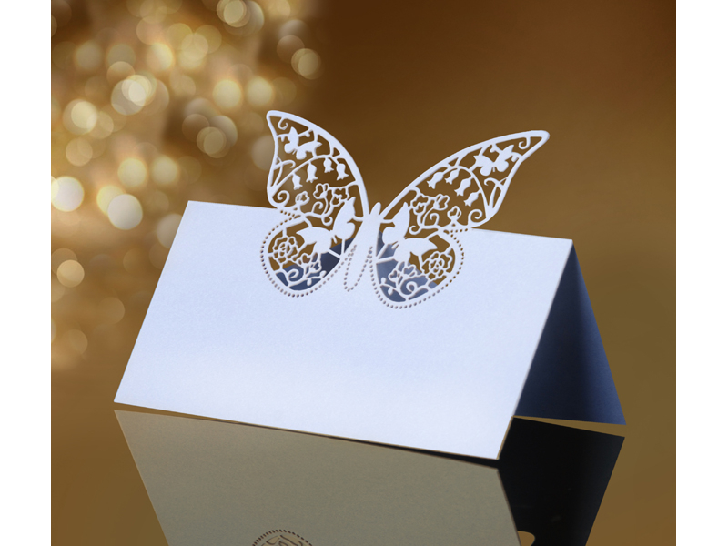 Tischkarte fliegender Schmetterling